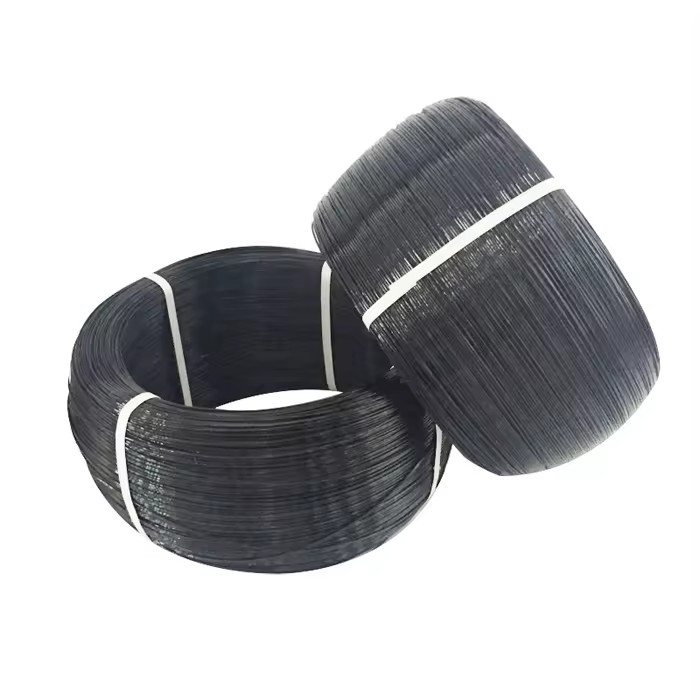 Polyesler monofilament yarns
